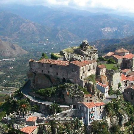 Casa Tuccari Castiglione Di Sicilia Apartment Luaran gambar