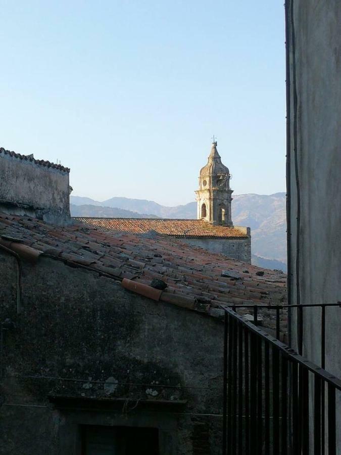 Casa Tuccari Castiglione Di Sicilia Apartment Luaran gambar