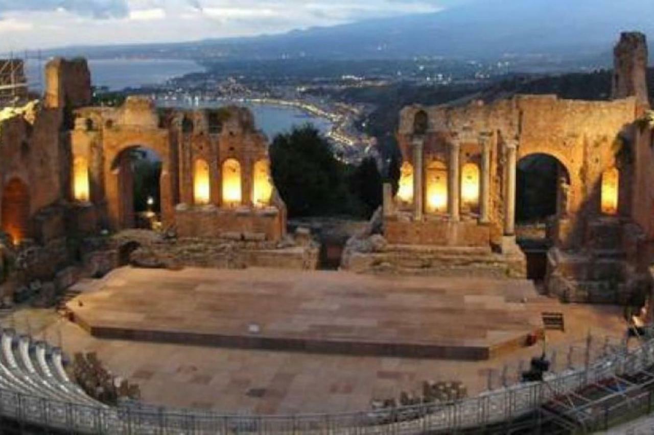 Casa Tuccari Castiglione Di Sicilia Apartment Luaran gambar