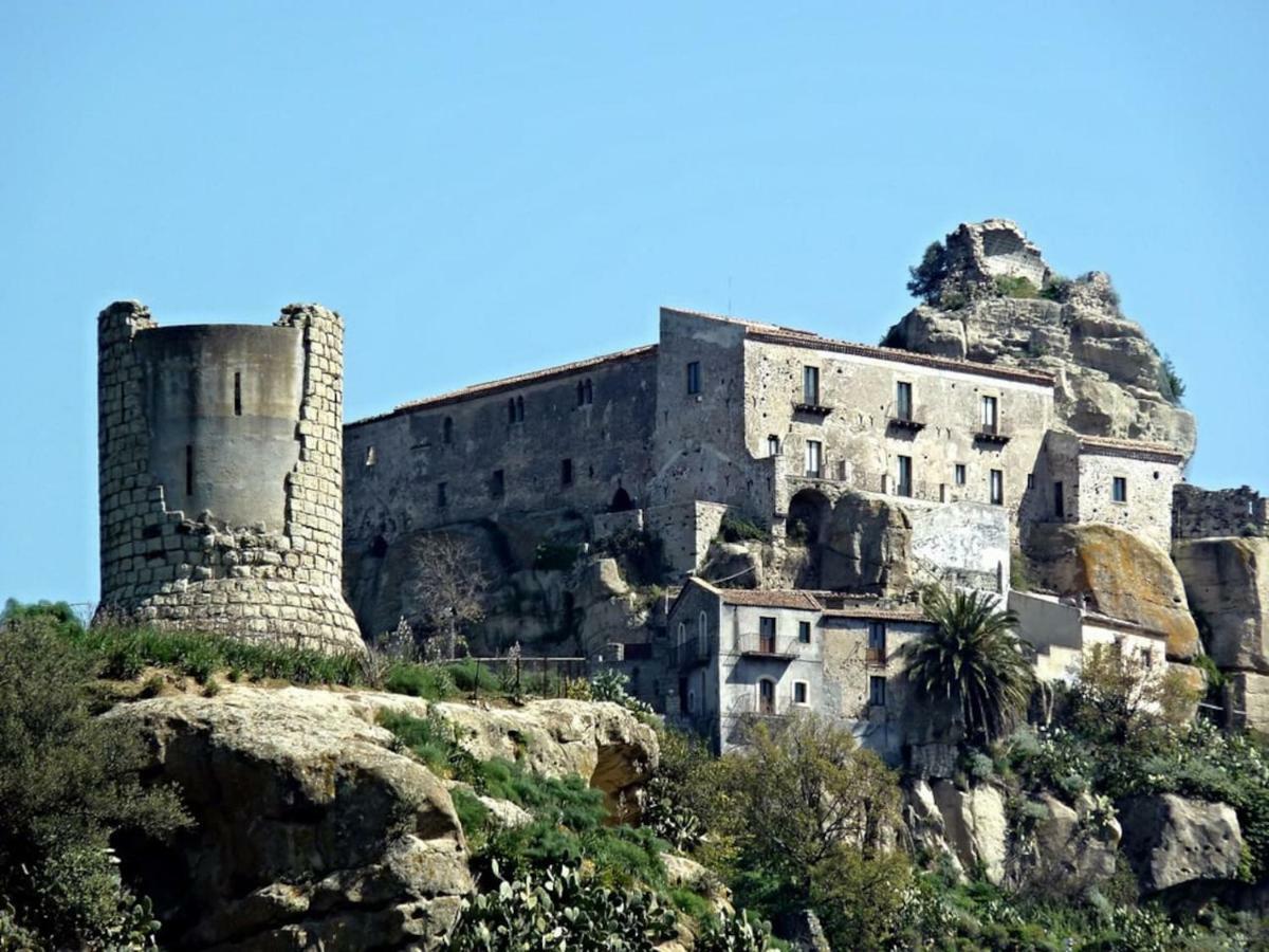 Casa Tuccari Castiglione Di Sicilia Apartment Luaran gambar